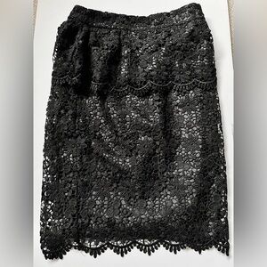 MANGO laced skirt size 6 perfect for cocktail party or work